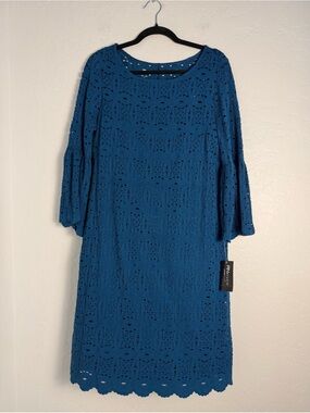RN Studio by Ronnie Nicole Women Sz 10 Crochet Shift Teal Bell Sleeve Midi Dress